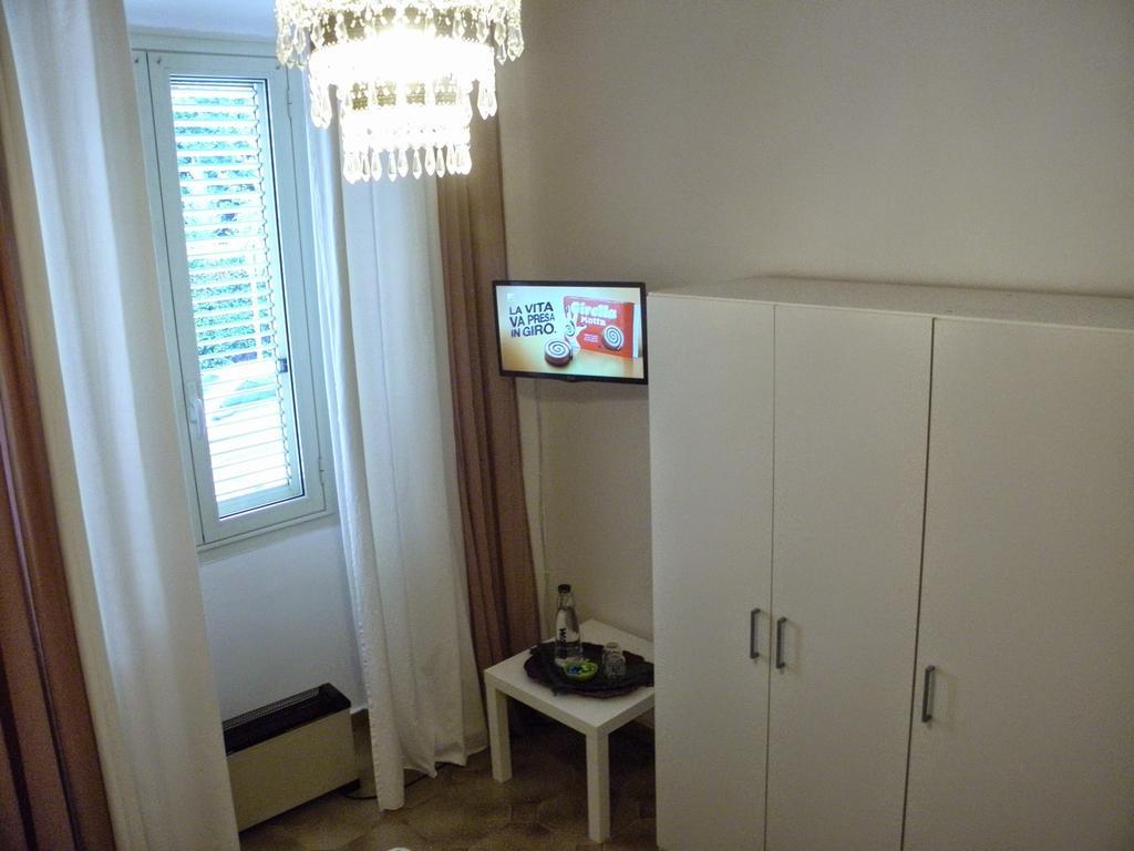 Alfieri B&B Cagliari Bilik gambar