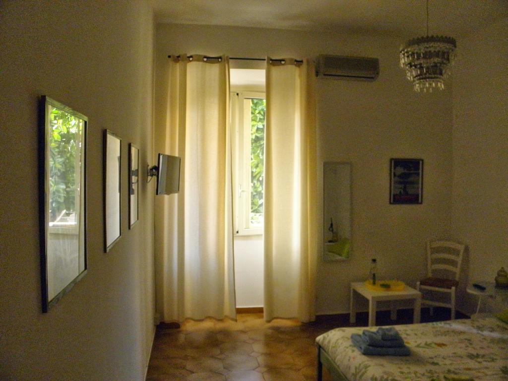 Alfieri B&B Cagliari Bilik gambar